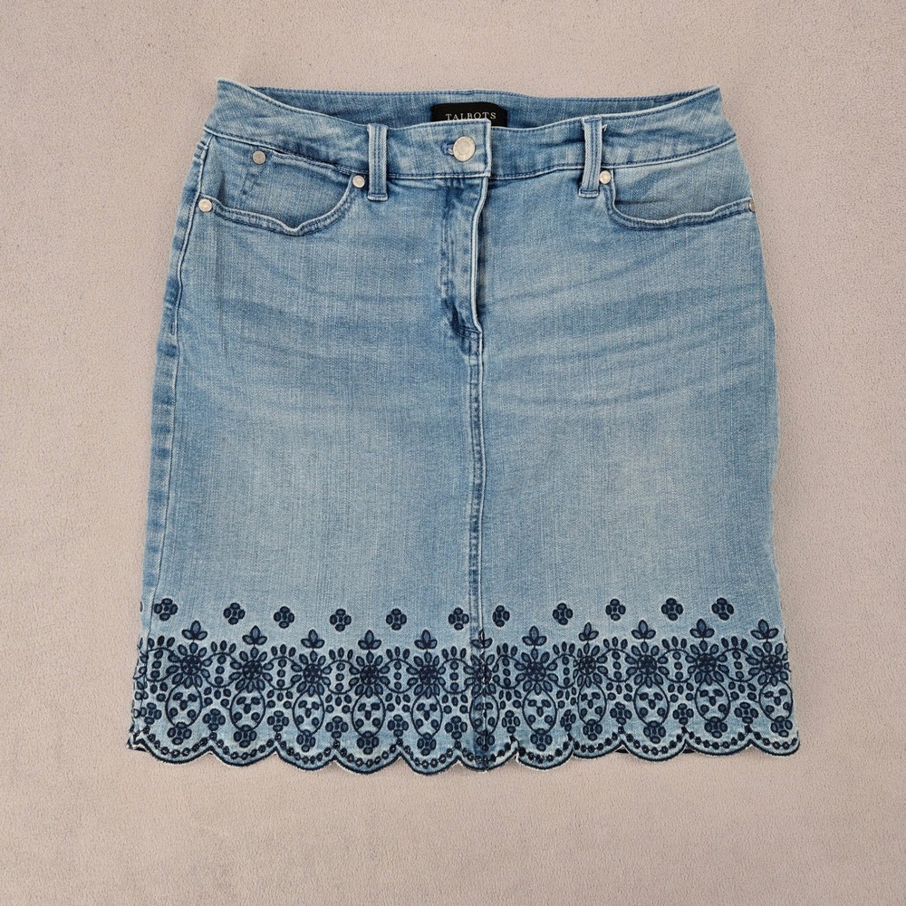 Talbots Womens Size 4 Light Wash Denim Skirt Floral Eyelet Embroidered Scalloped